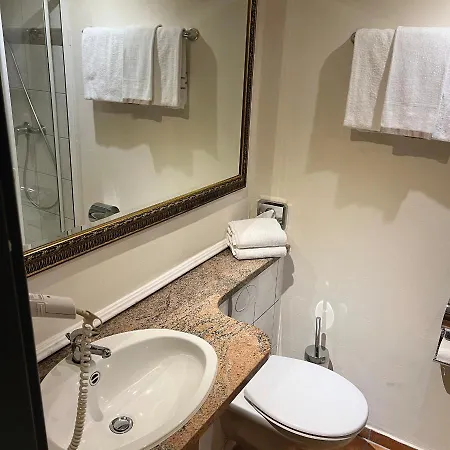 Hotel Breitbacher Hof 3*